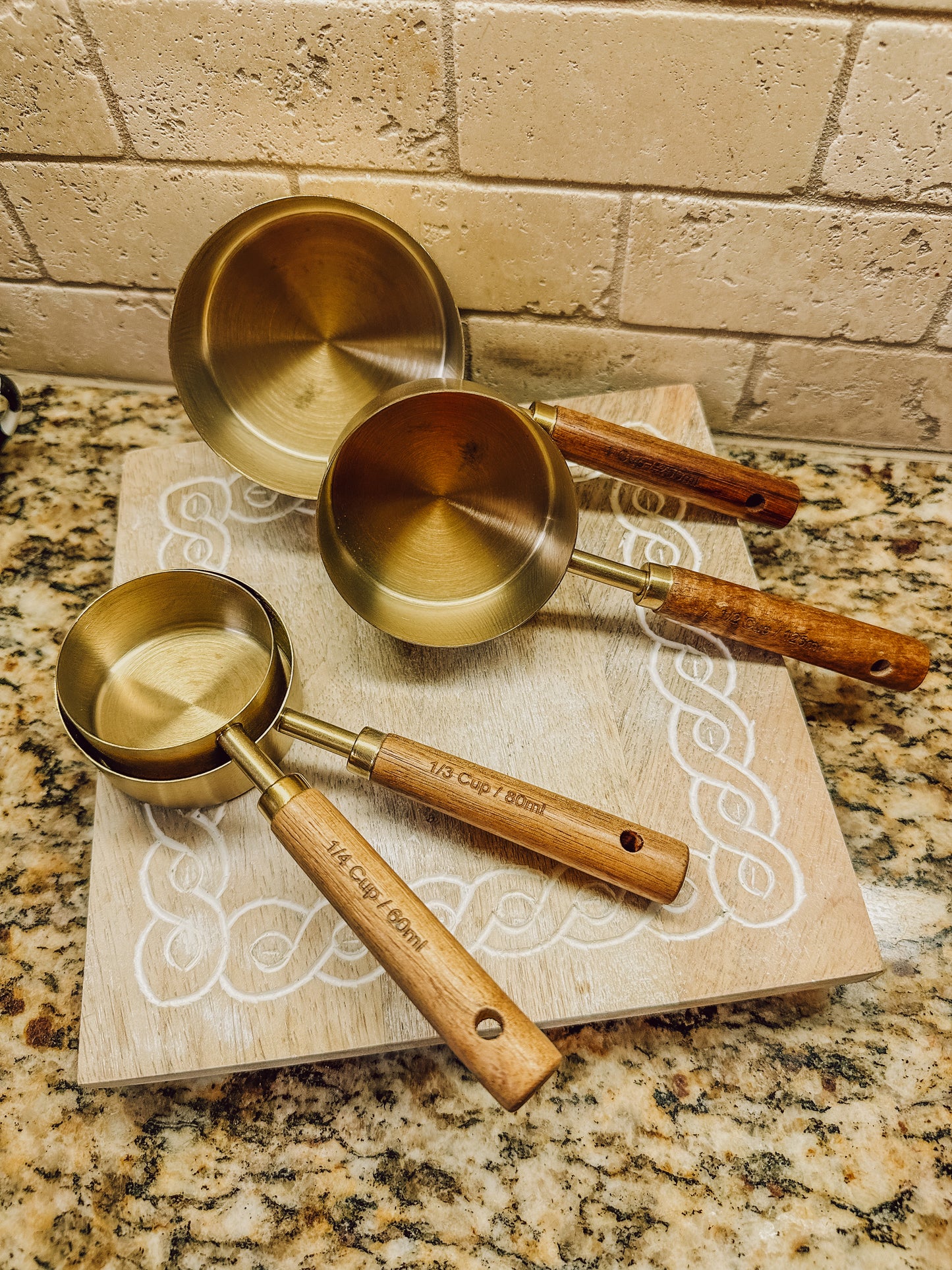 Onic Brands Acacia Wood and Stainless Steel Measuring Cups